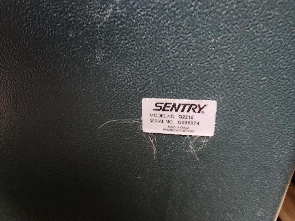 Sentry Gun Safe Model G2215 NO KEY AS IS