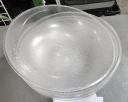 Lot of 4 New Cambro 16in Salad or Serving Pebbled Clear Bowls No. PSB16