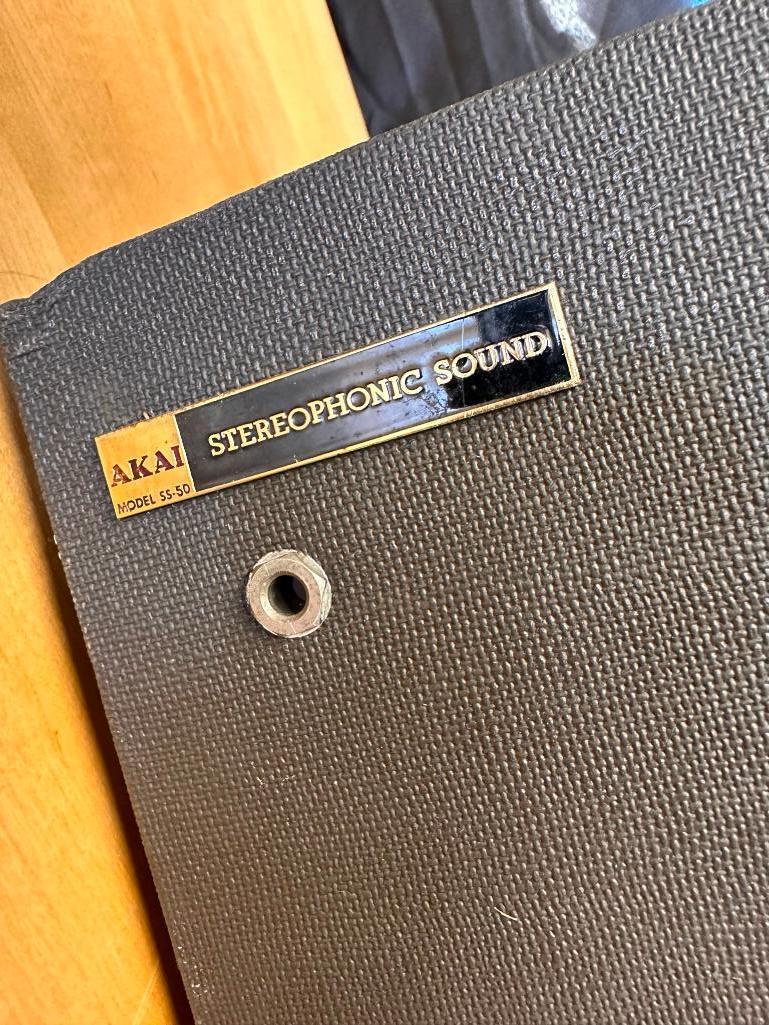 AKAI Model SS-50 Stereophonic Sound Portable Suitcase Speakers