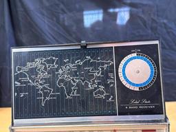 Allied Model 2682 Solid State Eight Band - Tune in the World Portable Radio