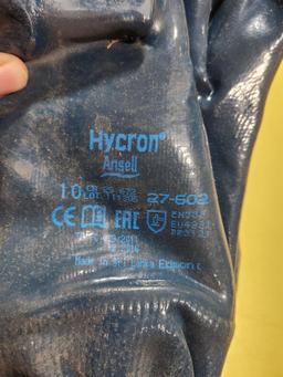 8 Pair of New Ansell -Edmont Hycron 27-602 Nitrile Coated Gloves