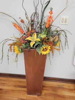 Home Decorative Vase and Arrangement