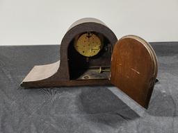 Vintage Seth Thomas Mantle Clock
