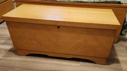 Lane Mid-Century Modern Cedar Chest