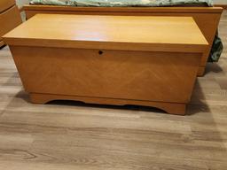 Lane Mid-Century Modern Cedar Chest