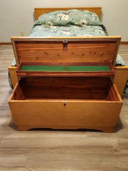 Lane Mid-Century Modern Cedar Chest