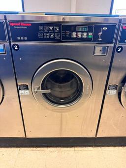 Speed Queen 30lb Commercial Washer - Model: SC30NC2OP60001 - Working