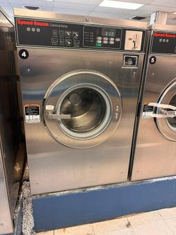 Speed Queen 27lb Commercial Washer, Model: SC27EC2OU10001 - Working