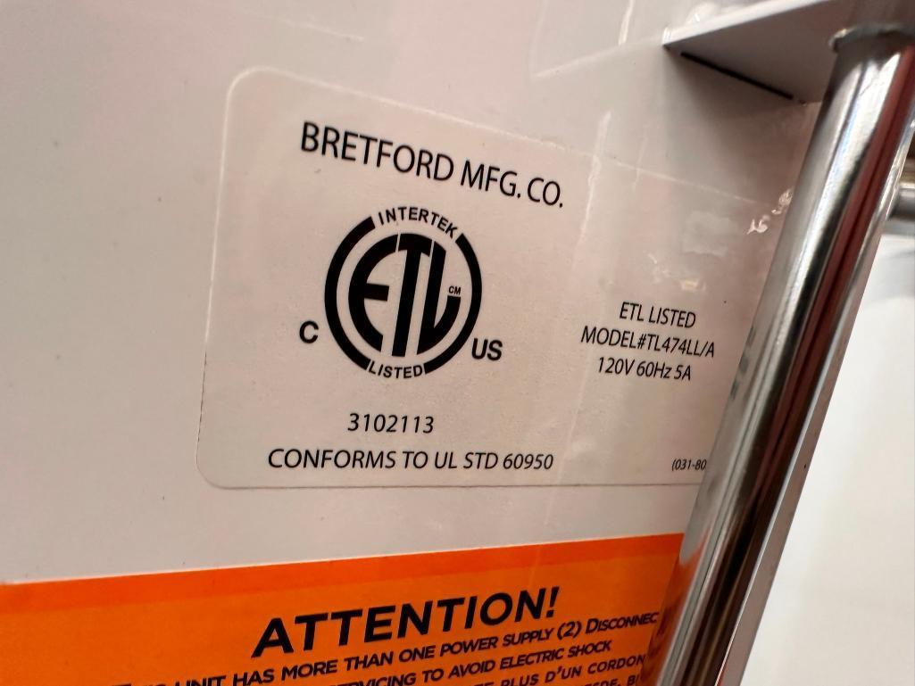 Bretford Model BMC16E Elevation Charging Cart