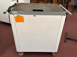 Bretford Model BMC16E Elevation Charging Cart