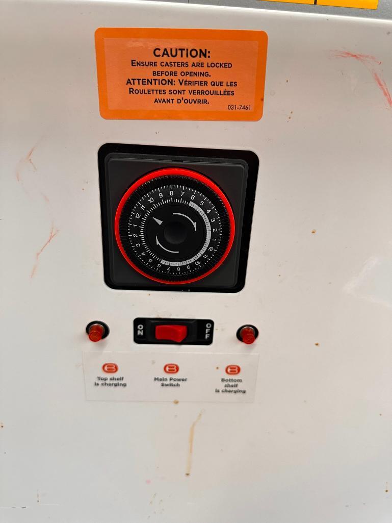 Bretford Model BMC16E Elevation Charging Cart