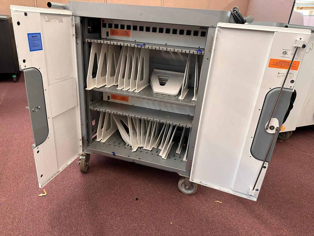 Bretford Model BMC16E Elevation Charging Cart