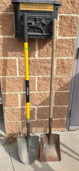 Spade and Shovel