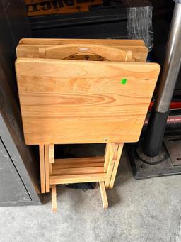 TV Trays Set of 3 w/ Holder