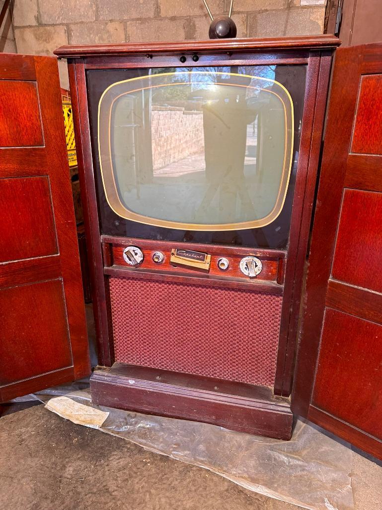 Vintage Capehart-Farnsworth Console TV Model 335