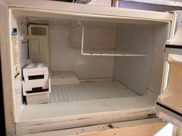 Refrigerator/Freezer, Working