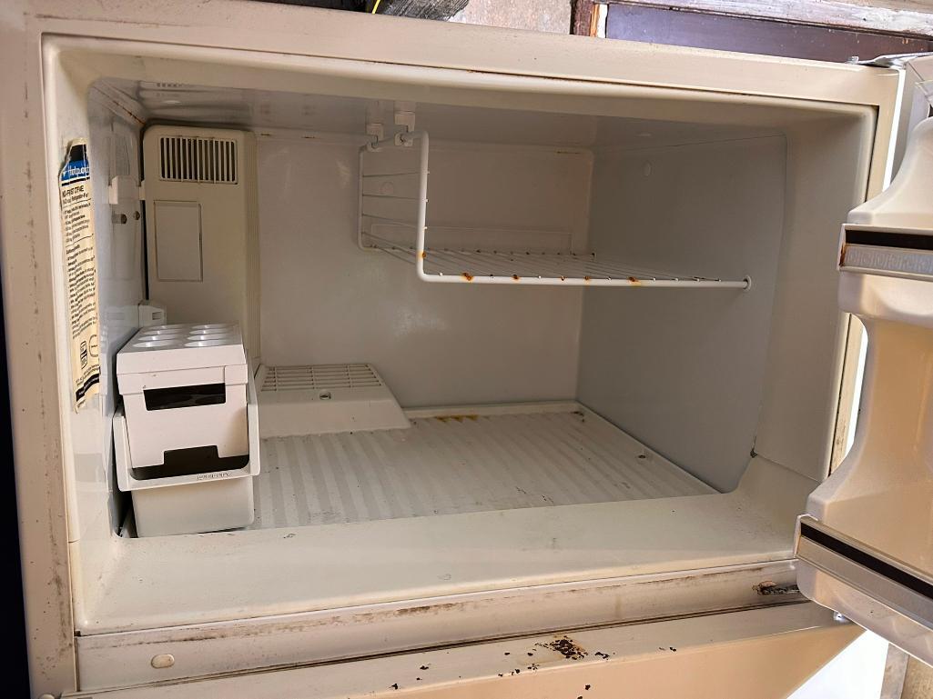 Refrigerator/Freezer, Working