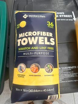 New in Package, 36 Count, 16in x 16in Multi-Purpose Microfiber Towels
