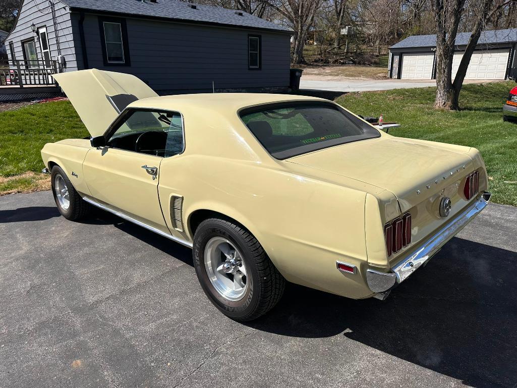 1969 Ford Mustang 2-Door Hardtop Coupe - Survivor Classic - 9L01I102448