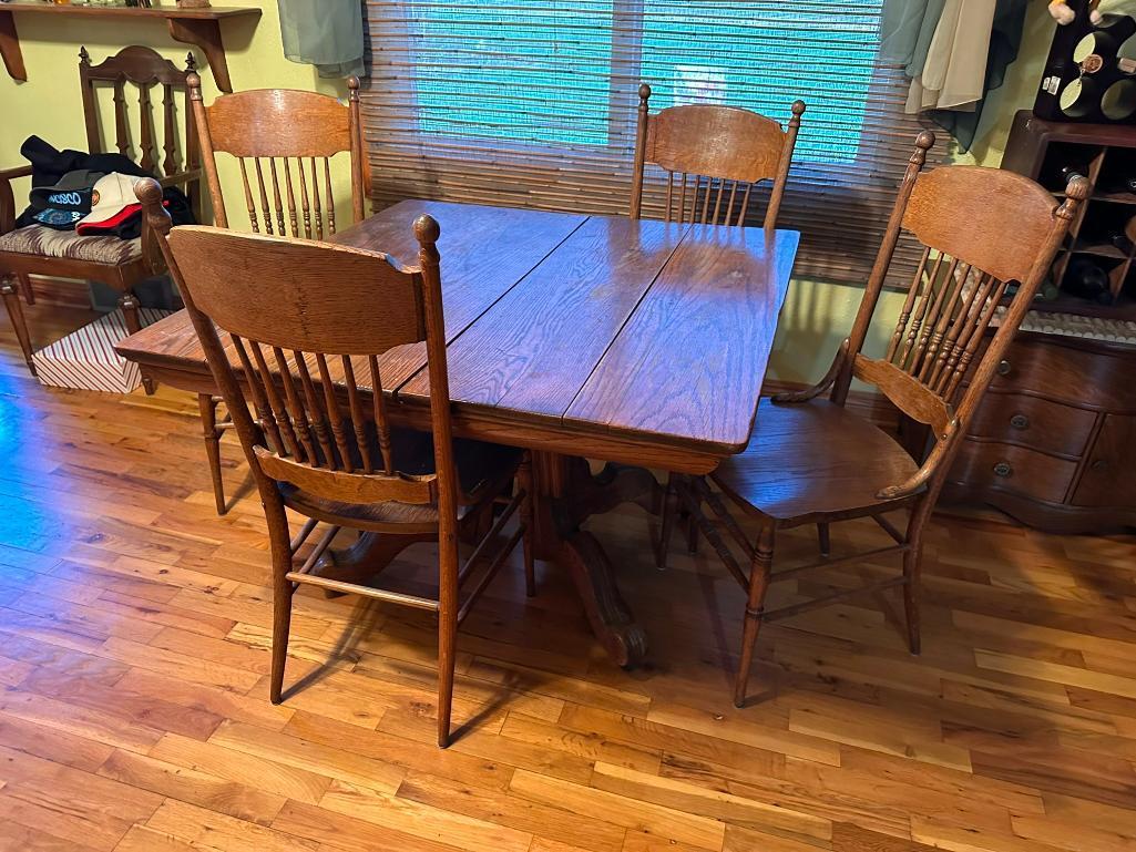 Antique Oak Kitchen Table and Chairs w/ 2 Leaves, 4 Chairs