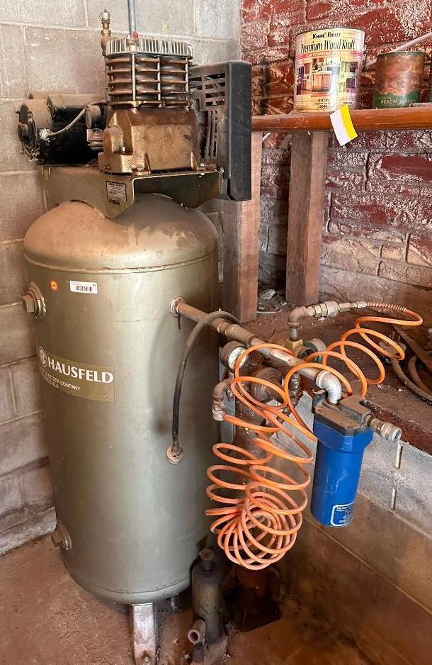 HD Vertical Air Compressor, Campbell Hausfeld, Model VT558700AJ