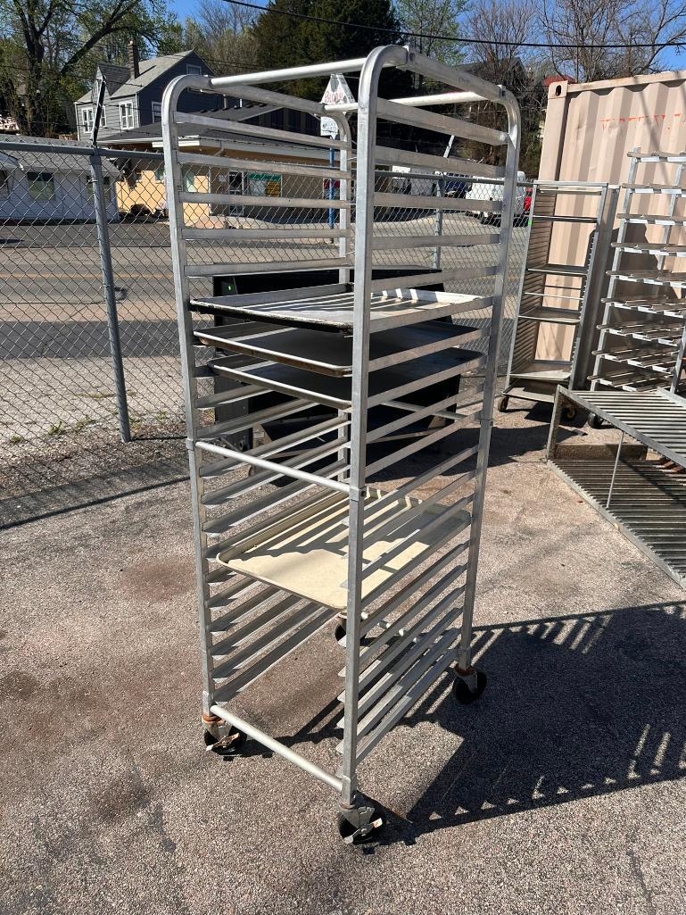 20-Pan Capacity NSF Mobile Sheet Pan Rack / Speed Rack