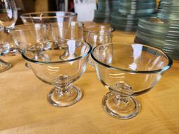 9pc Glass Plates, Bowls, Glass