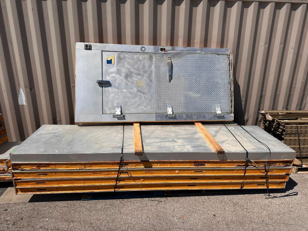 KOLPAK Walk-In Cooler/Freezer Panels, Roof, 2 Corners, Compressor, Parts