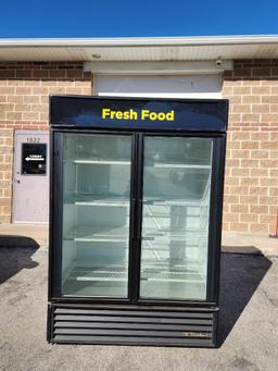 TRUE GDM-49 2-Section Glass Door Refrigerated Merchandiser Refrigerator Cooler, Works Great