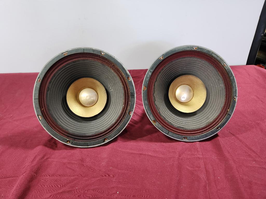 Set of Wilder Hi-Fidelity Loudspeaker System