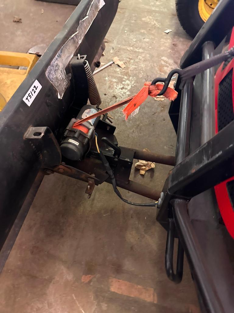 2013 Gravely Treker Side by Side w/ Manual Dump Bed, Snow Blade, 855hrs, Needs Axles, Low Power