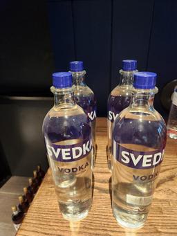 4 Bottles of Svedka - Vodka 1L