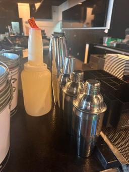 Large Group of Bar Supplies, Beer Buckets, Jack Daniels Fruit Tray, Napkin Holders, Bar Tender