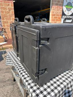 (2) As-Is Carlisle NPC300N Cateraide Insulated Front Loading Food Pan Carriers, 5-Pan Capacity