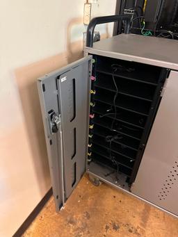 HP Model A307-15 Mobile Laptop / Tablet Charging Cart