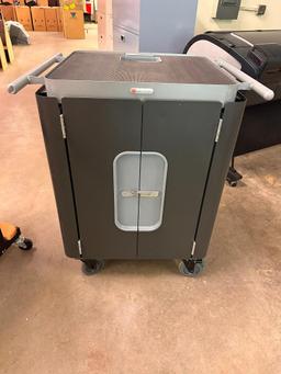 Bretford Model HB716LL/A Computer / Tablet Charging Cart