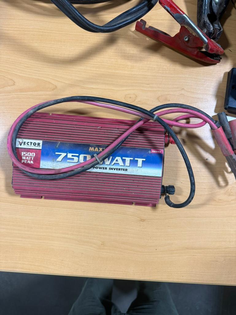 MAC Tools Light, Power Inverter, Jumper Cables, Light