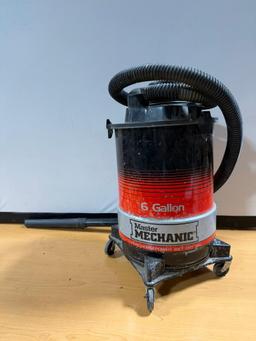 6-Gallon Wet/Dry Vac