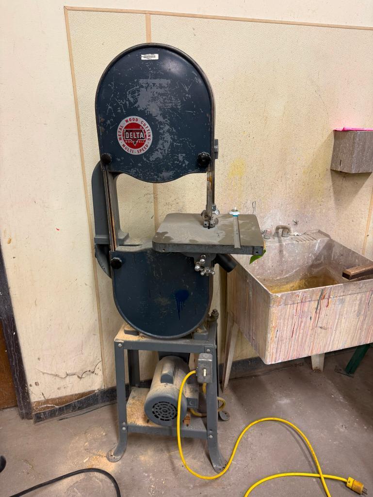 Rockwell Delta Bandsaw