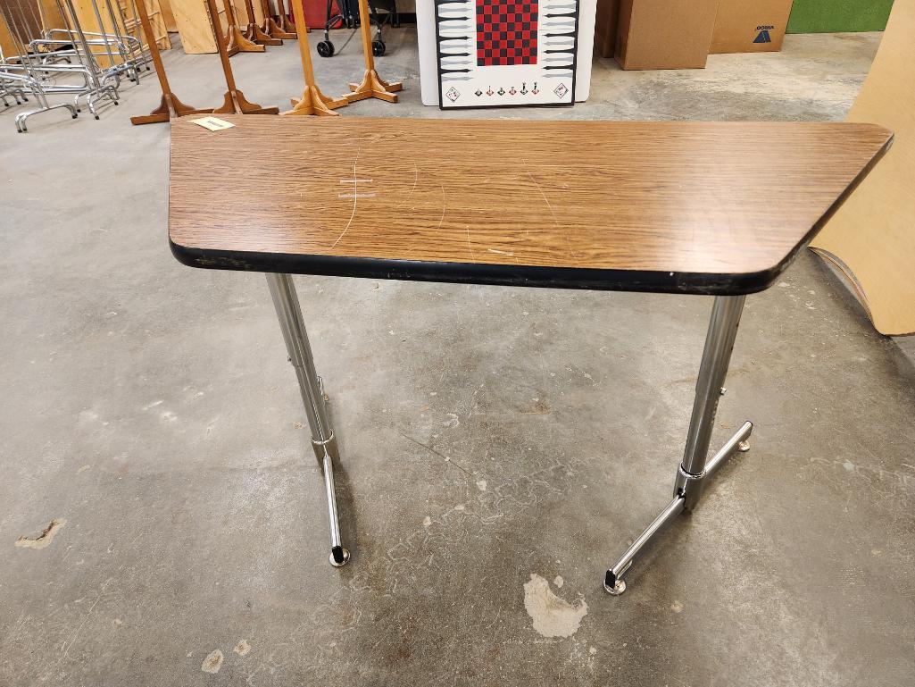Lot of 5, Four Sided Work Tables, 2 Styles, Wood Grain and Speckled Formica Tops