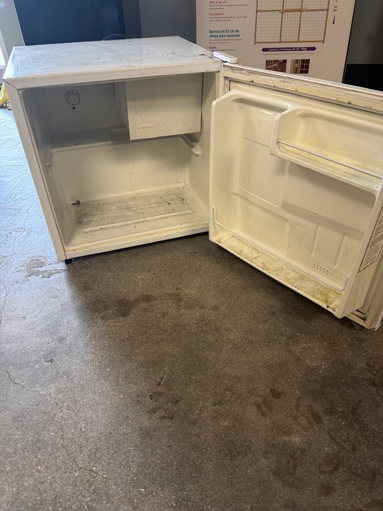 Used Kenmore Mini Fridge