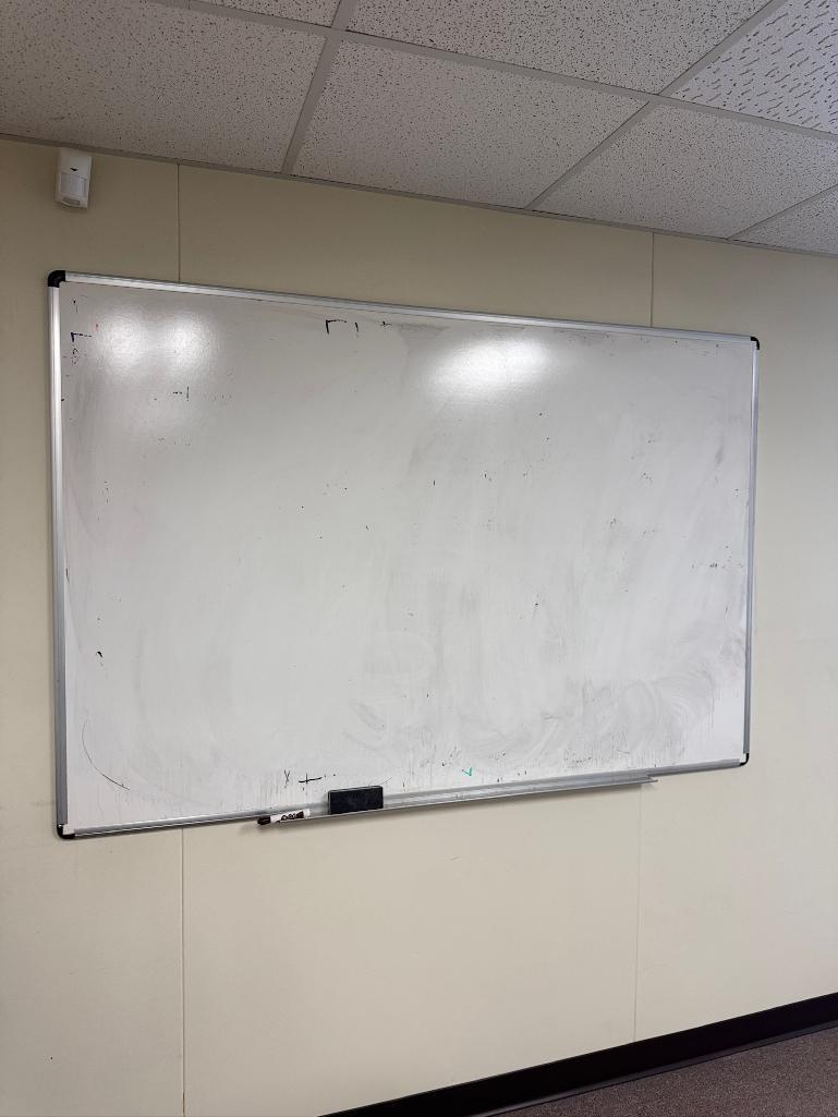 Used but Useable Expo Whiteboard