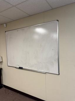 Used but Useable Expo Whiteboard
