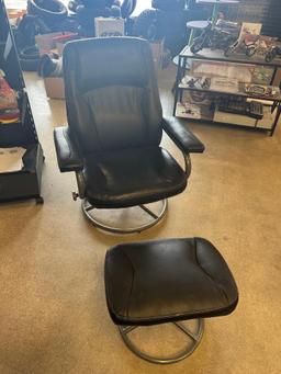 Used Office Swivel Lounging Chair with Foot Rest