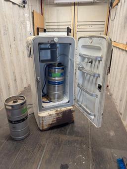 Draft Draw Beer Refrigerator by Shelvador w/ PBR Tap Handle