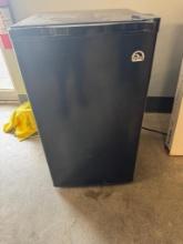 Used Igloo Mini Fridge