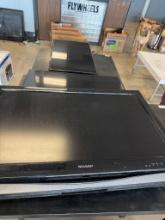 Bundle of Three Flat Screen TVs - Vizio 40" D40F-G9 (x2) & Sharp 32" LC-32SB220U