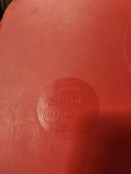19 Count, Carlisle NCT 1418 Cafeteria Trays, 14in x 18in, Red