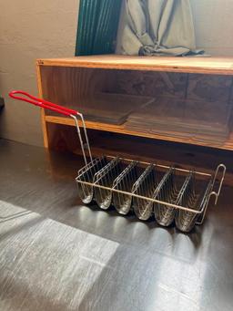 Taco Shell Fryer Basket, 6 Shell Capacity