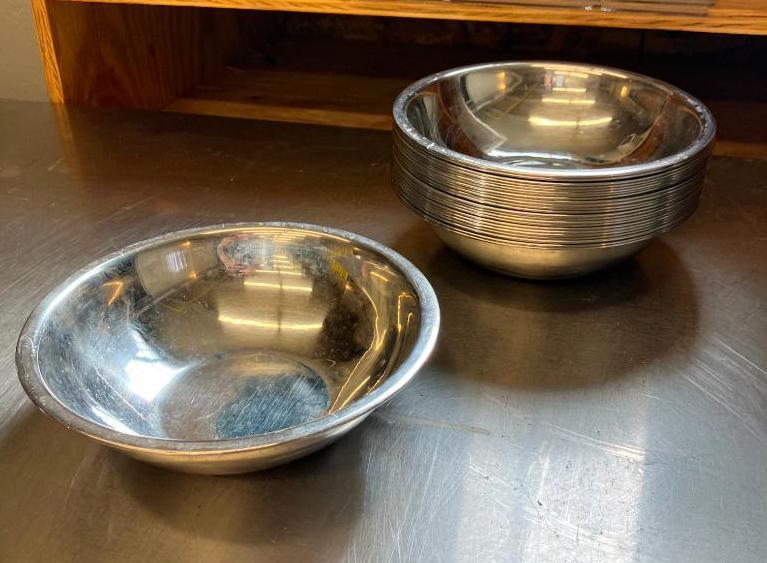 Lot of 24, Stainless Steel Mixing Bowls, 8in Diameter